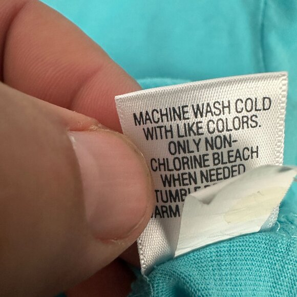 Croft & Barrow Womens Size 3X Turquoise Embroidered Button Accent Top - Picture 7 of 7